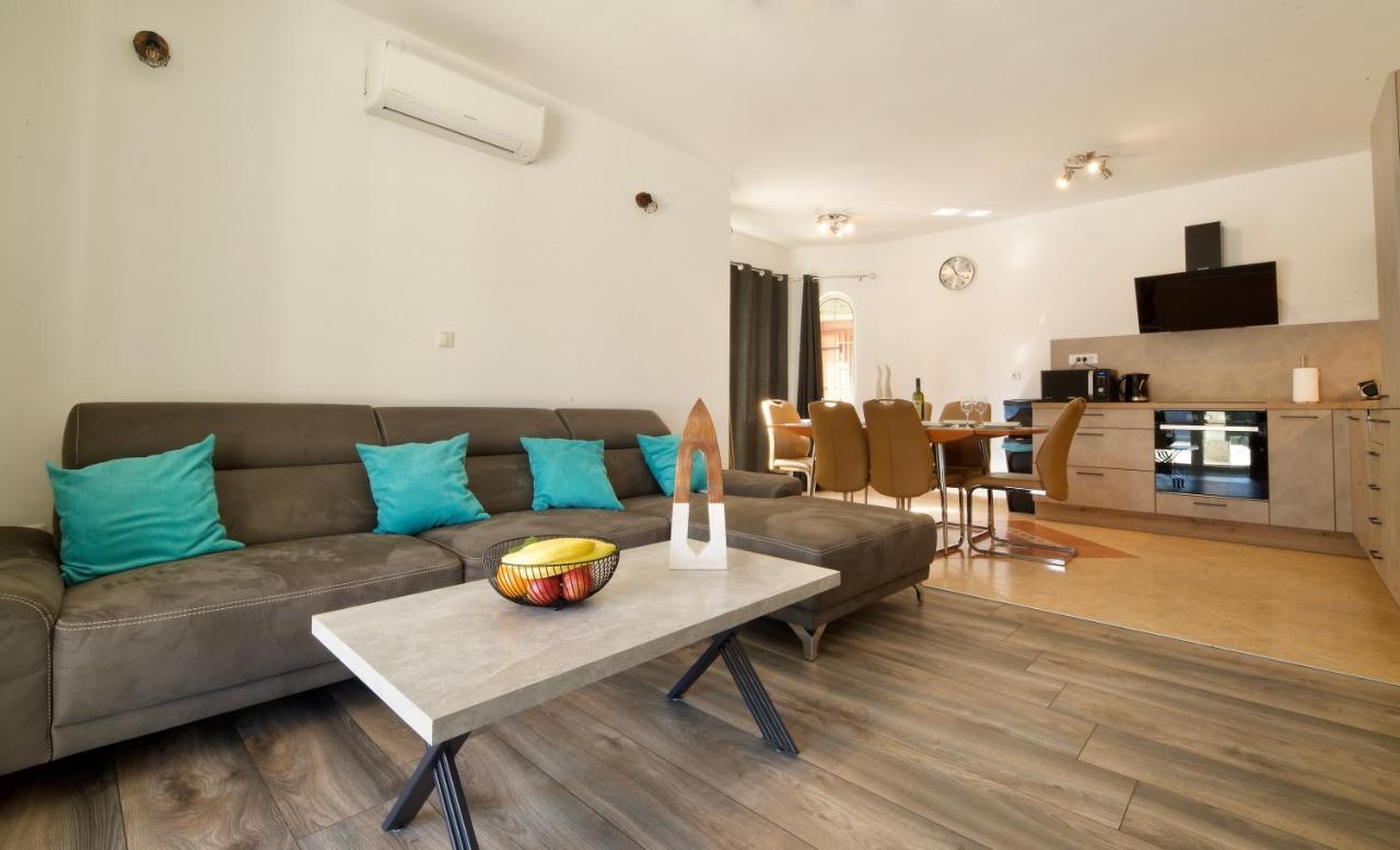 Relax House Nizic Villa Drazice ภายนอก รูปภาพ